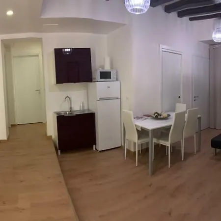 Gio'S Place S.Marco 2* Venise